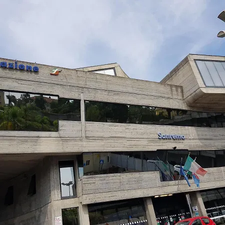 דירה Tirreno